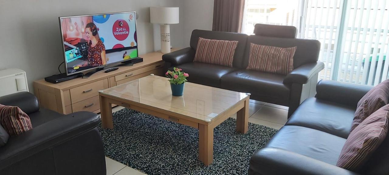 Marjori Oostende Met Gratis Parkeerplaats エクステリア 写真